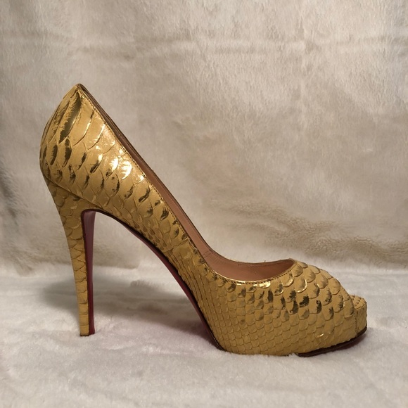 Christian Louboutin peep toe pumps - Picture 7 of 8